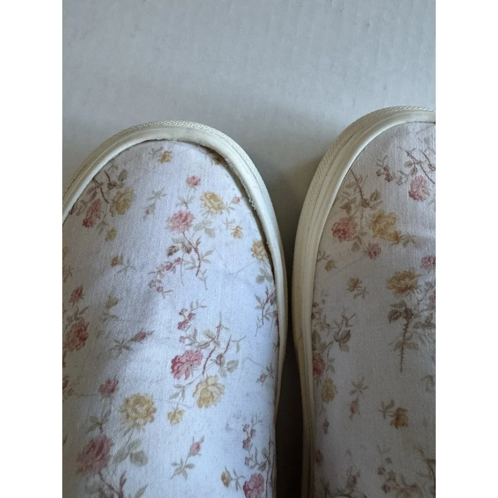 Vans Classic Slip-On Floral Shoes Women's 7 Pink Rose Canvas Sneakers